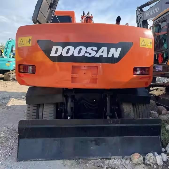 Doosan DX150W-9C Bageri na kotačima