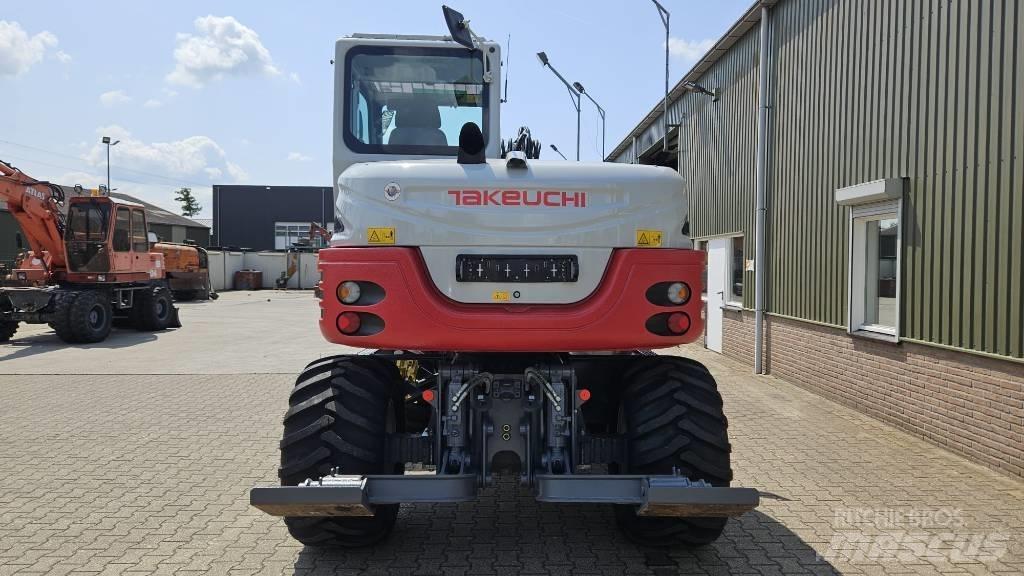 Takeuchi TB295W Bageri na kotačima