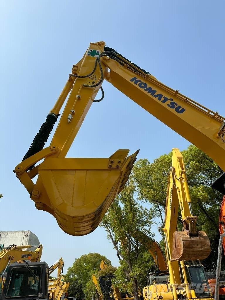 Komatsu PC 130 Bageri gusjeničari
