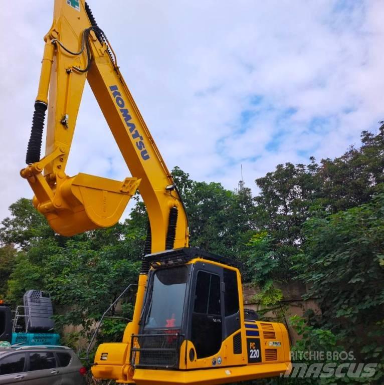 Komatsu PC 220-7 Bageri gusjeničari