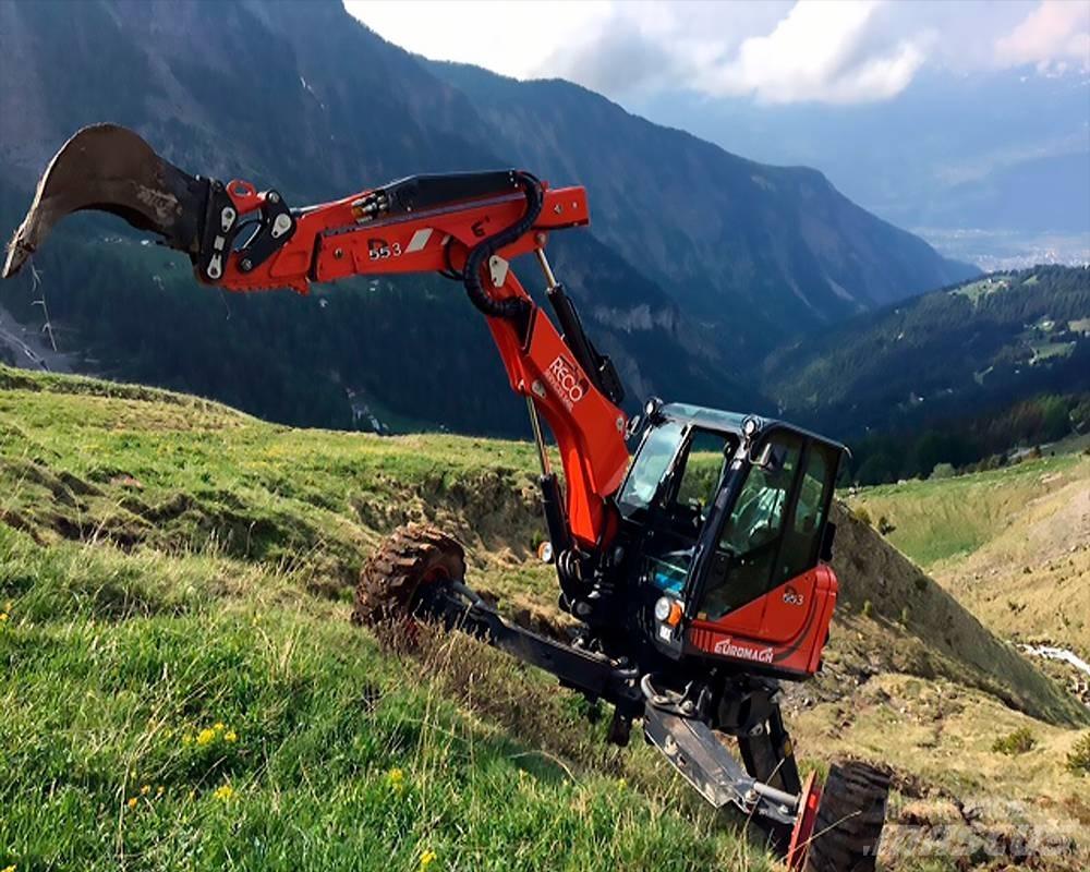 Euromach R555 Amfibijski bageri
