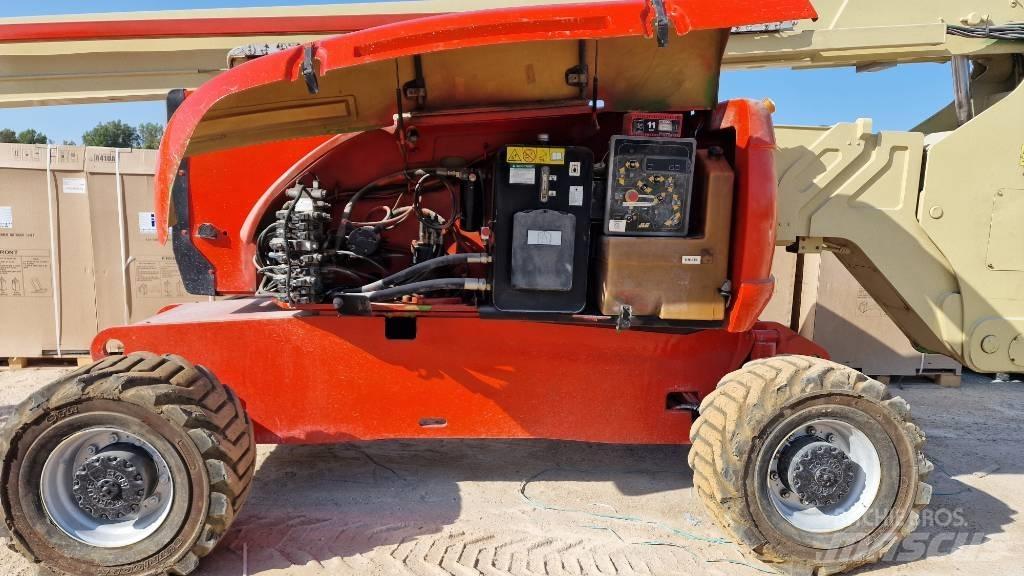 JLG 800AJ Zglobne podizne platforme