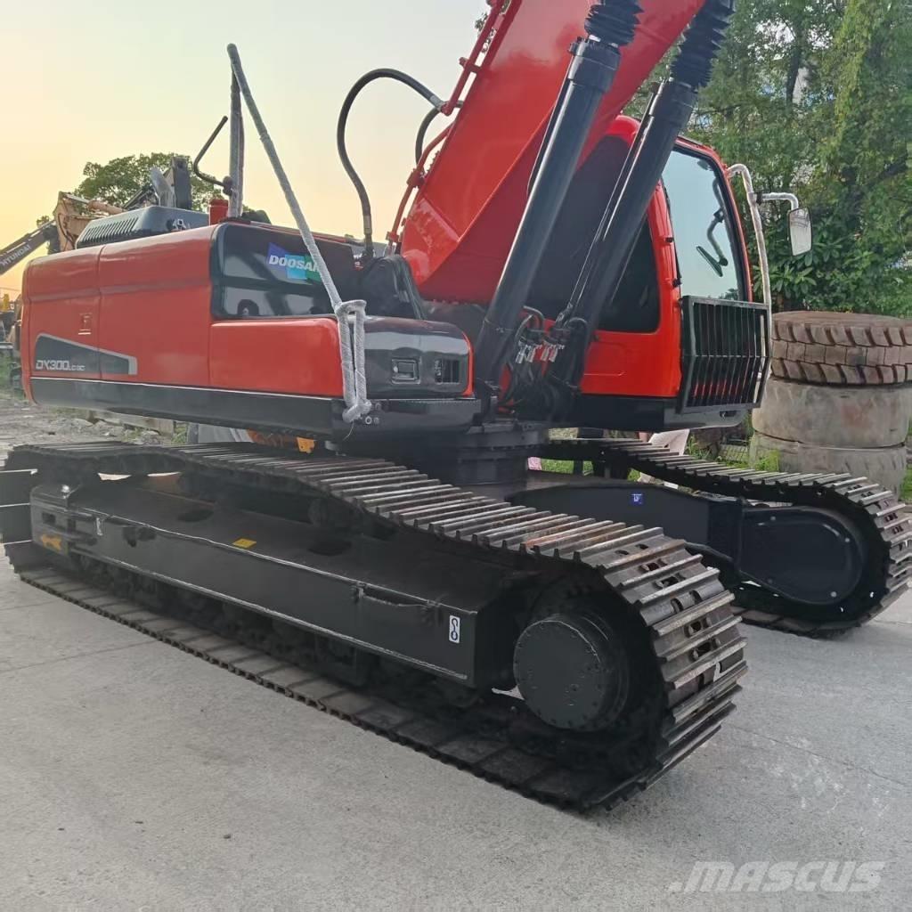 Doosan DX 300 Bageri gusjeničari