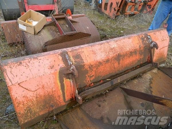  Kauss 230 Ostala oprema za utovarivanje i kopanje