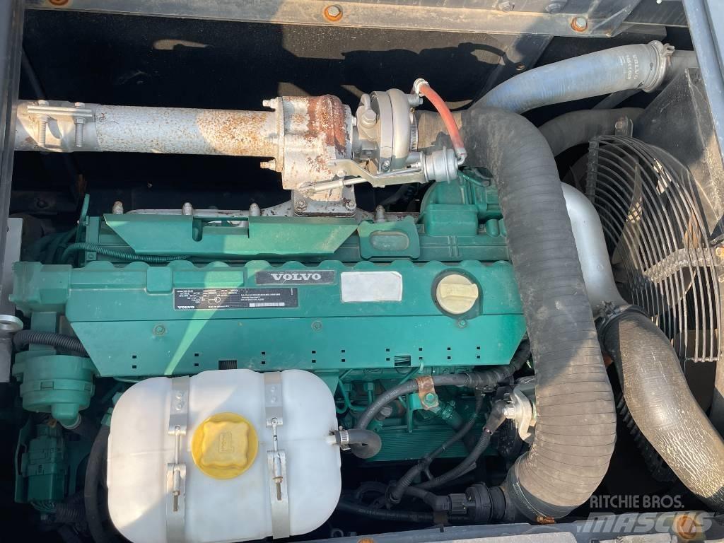Volvo 210 Bageri gusjeničari
