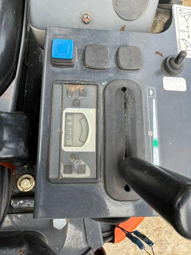 Hitachi ZX19U-5 Mini bageri <7t