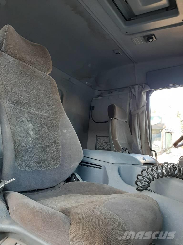 Scania P 124 Rol kiper kamioni s kukama za dizanje