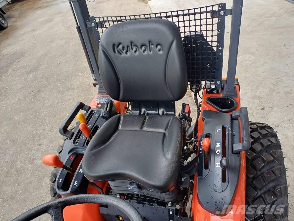 Kubota B1-241 Kompaktni (mali) traktori