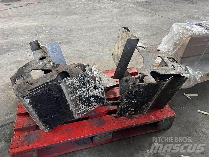 Demag DF 45C Asfaltni finišeri