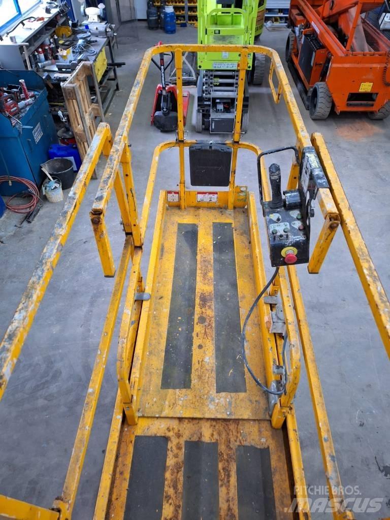 Haulotte Compact 8 Škaraste platforme
