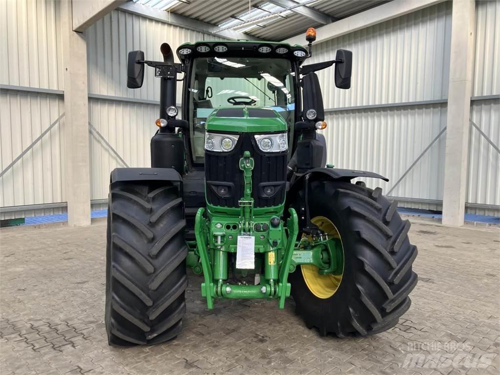 John Deere 6R 250 Traktori