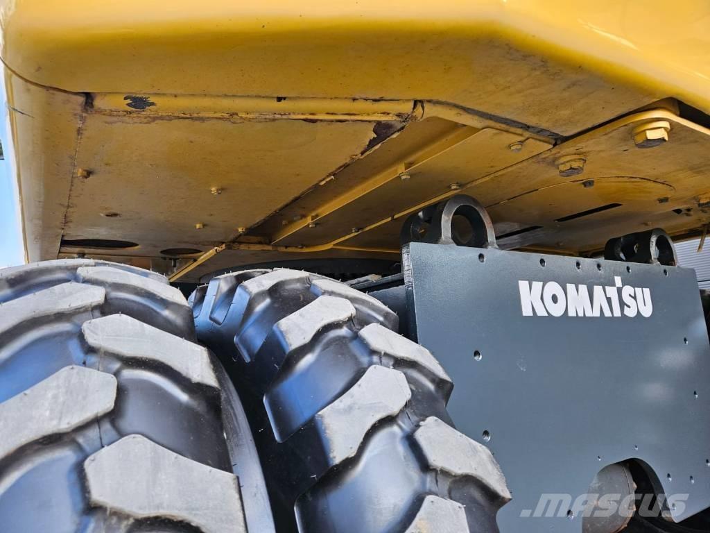 Komatsu PW 148-8 Bageri na kotačima