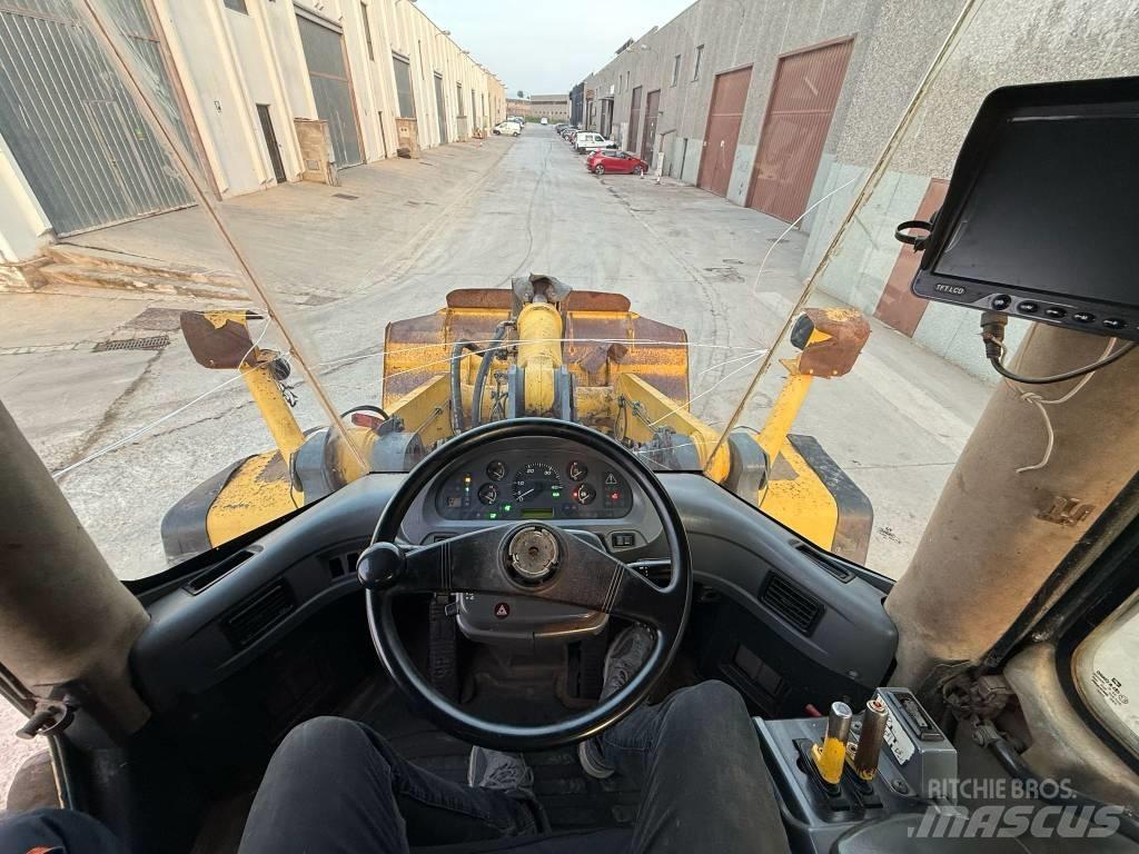 Komatsu WA 380-5H Utovarivači na kotačima