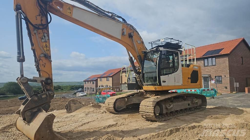 Liebherr R 922 LC Bageri gusjeničari