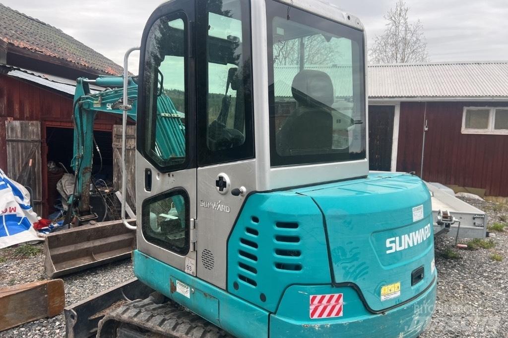 Sunward SWE 25 B Mini bageri <7t