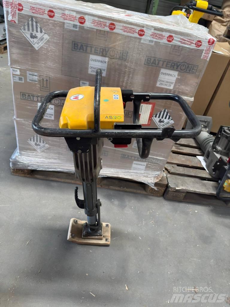 Wacker Neuson AS30e Vibro nabijači