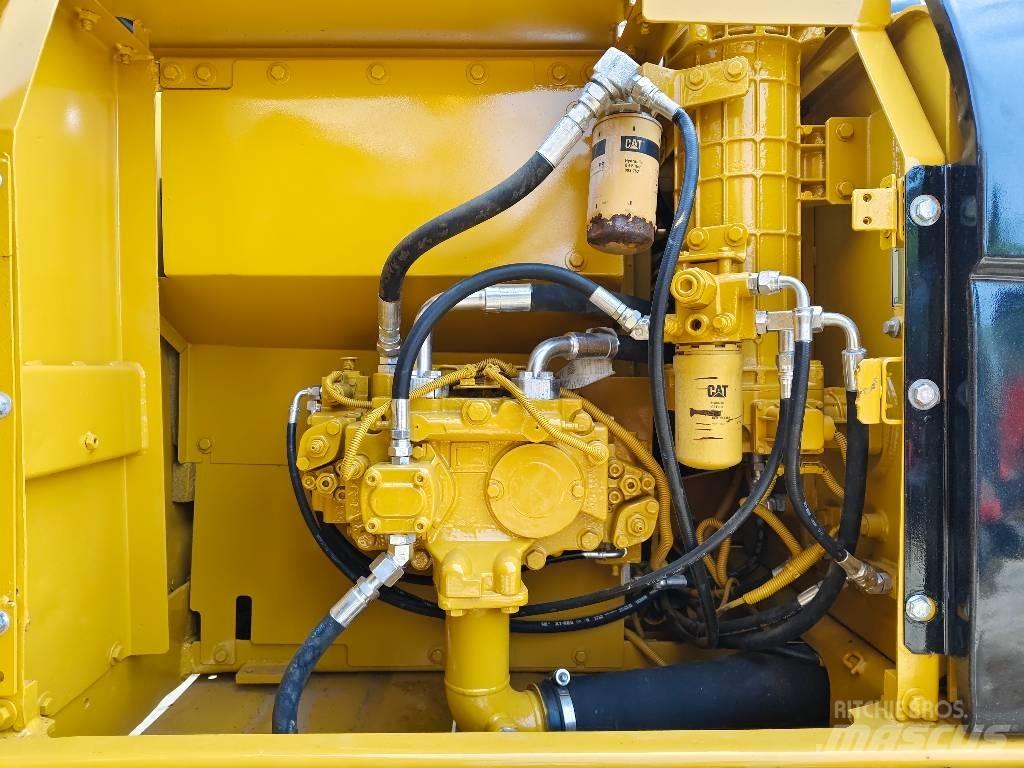 CAT 320 D Bageri gusjeničari