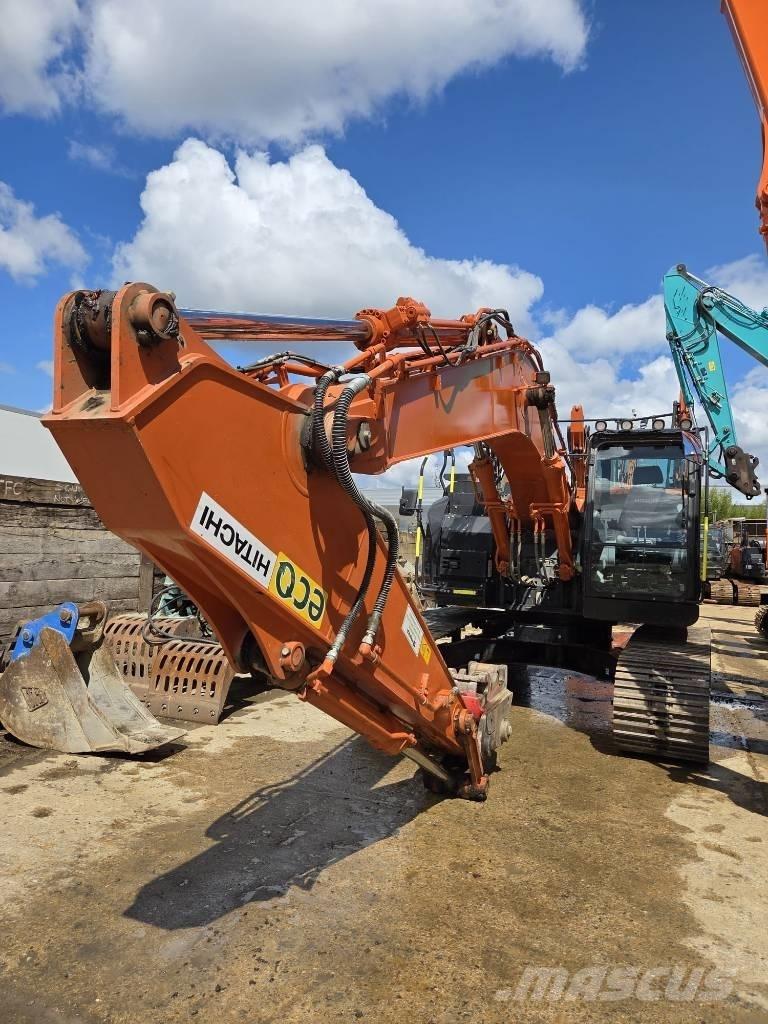 Hitachi ZX225US-6 Bageri gusjeničari