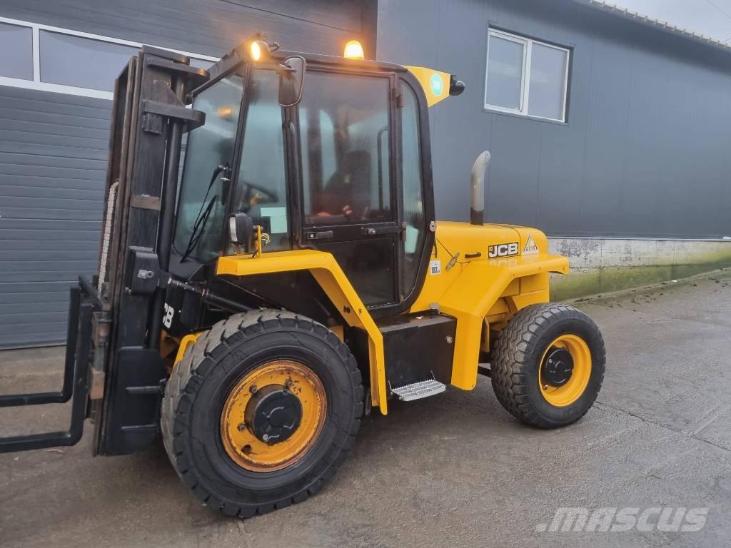 JCB 930 Terenski viličar