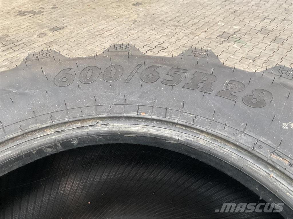 BKT 600/65R28 Gume, kotači i naplatci