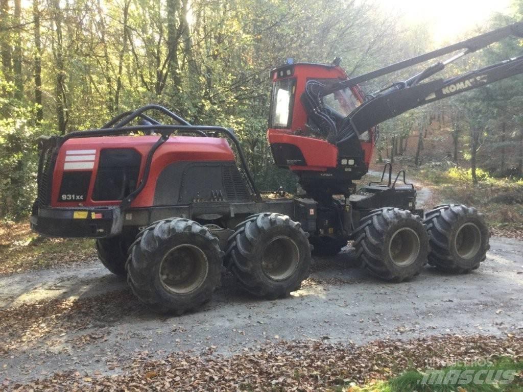 Komatsu 931 XC Harversteri