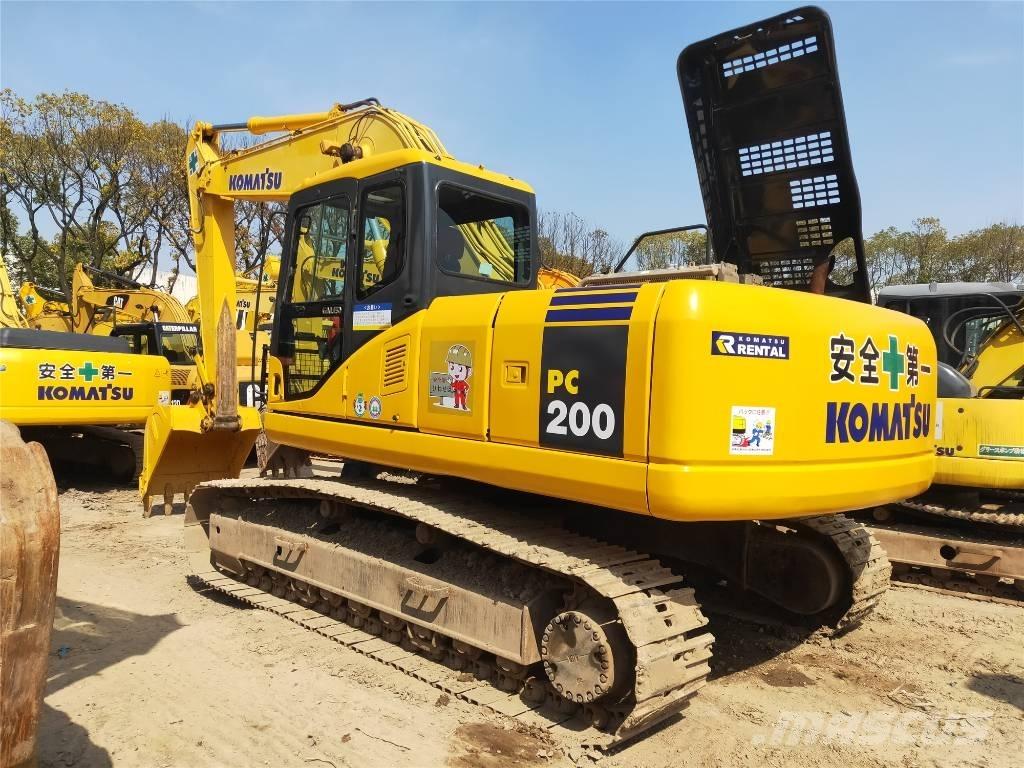 Komatsu PC200-7 Bageri gusjeničari