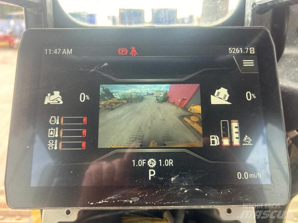 CAT D 5 LGP Buldožeri gusjeničari