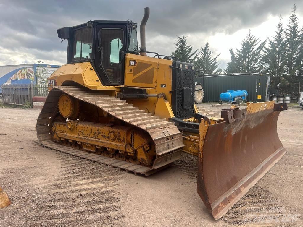 CAT D 5 LGP Buldožeri gusjeničari