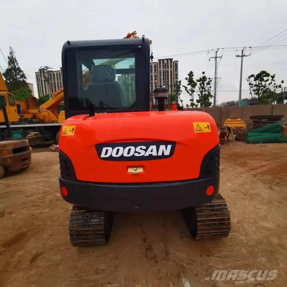 Doosan DH60-7 Mini bageri <7t