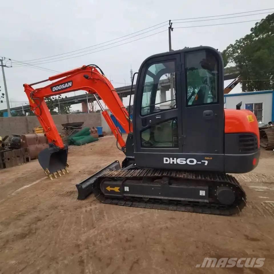 Doosan DH60-7 Mini bageri <7t