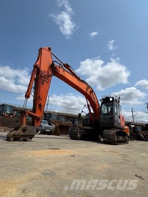 Hitachi ZX 225 Bageri gusjeničari