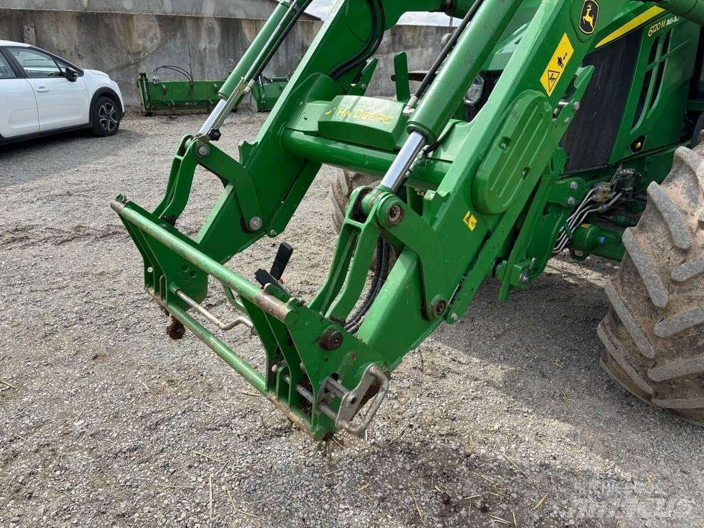 John Deere 6120M Traktori