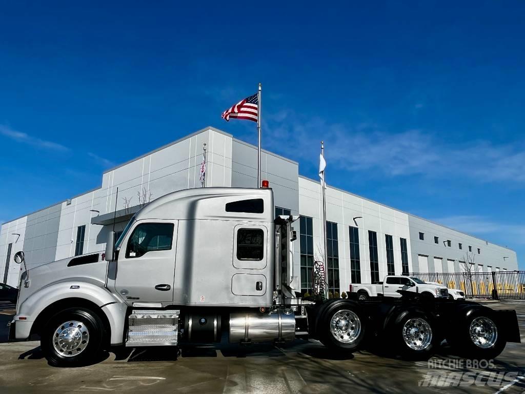 Kenworth T 880 Traktorske jedinice