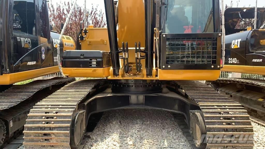 CAT 325 D L Bageri gusjeničari