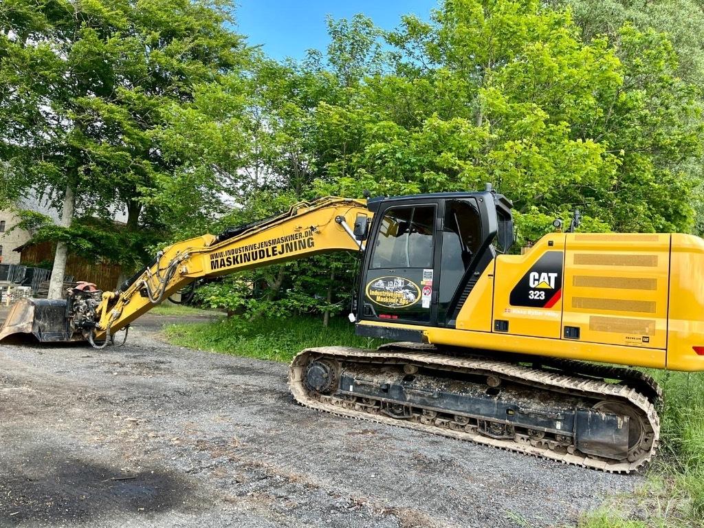 CAT 323 NG - nextgen Bageri gusjeničari