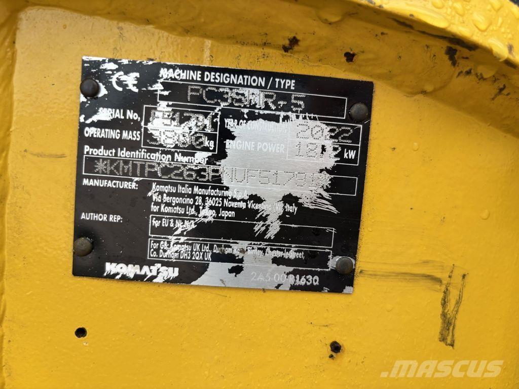 Komatsu PC35 Mini bageri <7t