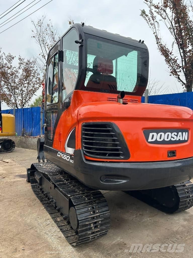 Doosan DX 60 Mini bageri <7t