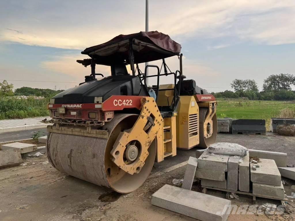 Dynapac CC 422 Valjci sa dvojnim bubnjem