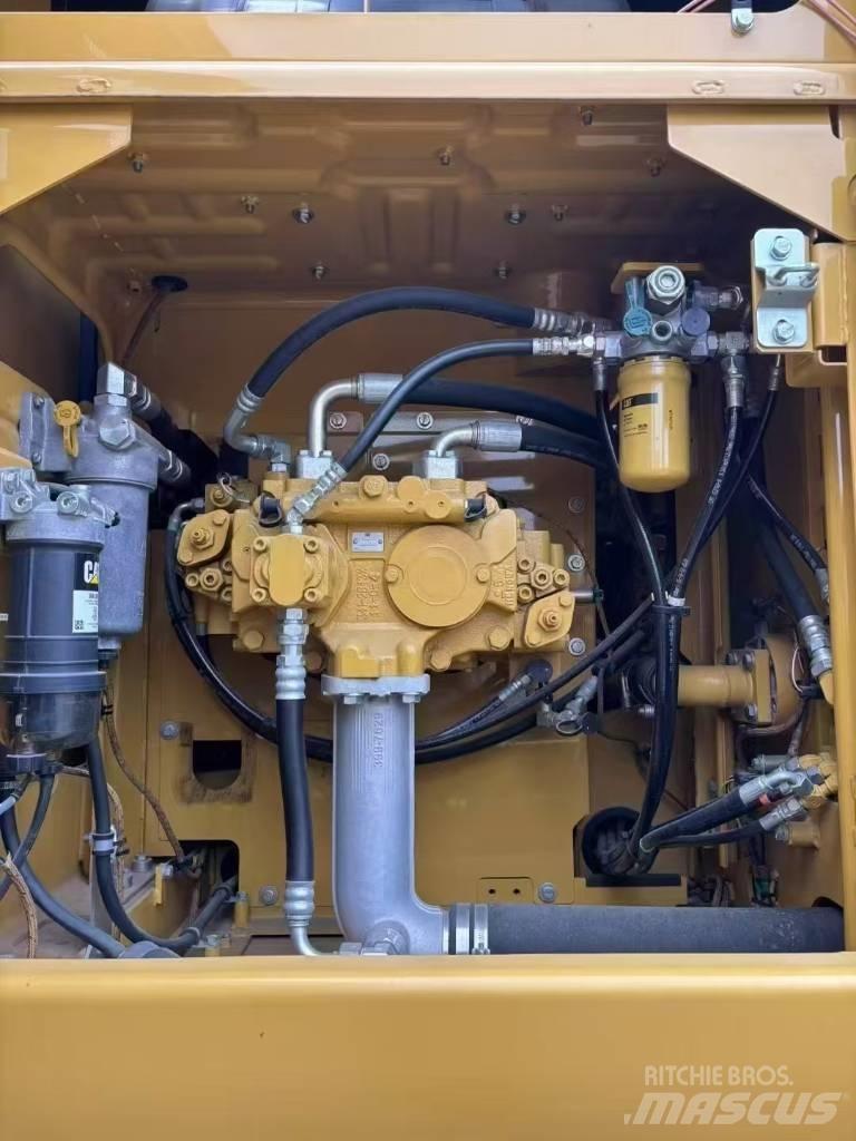 CAT 320 E Bageri gusjeničari