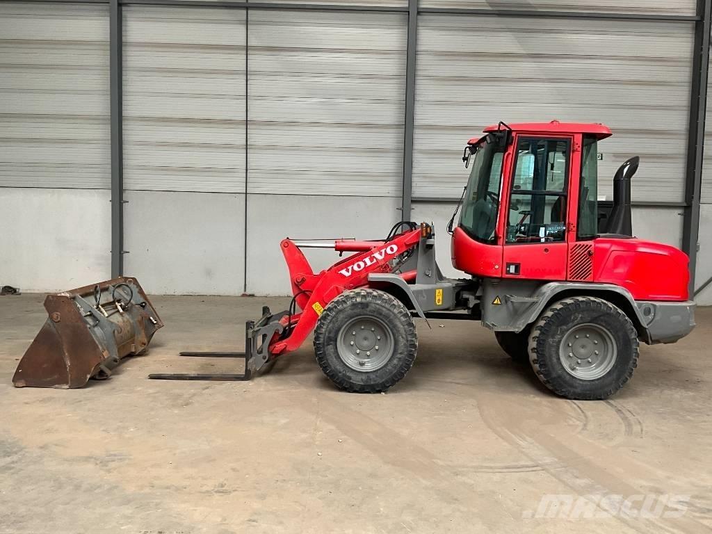 Volvo L 30 G Utovarivači na kotačima