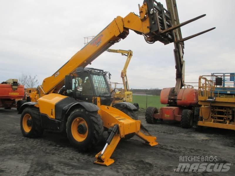 JCB 540-140 Teleskopski viličari