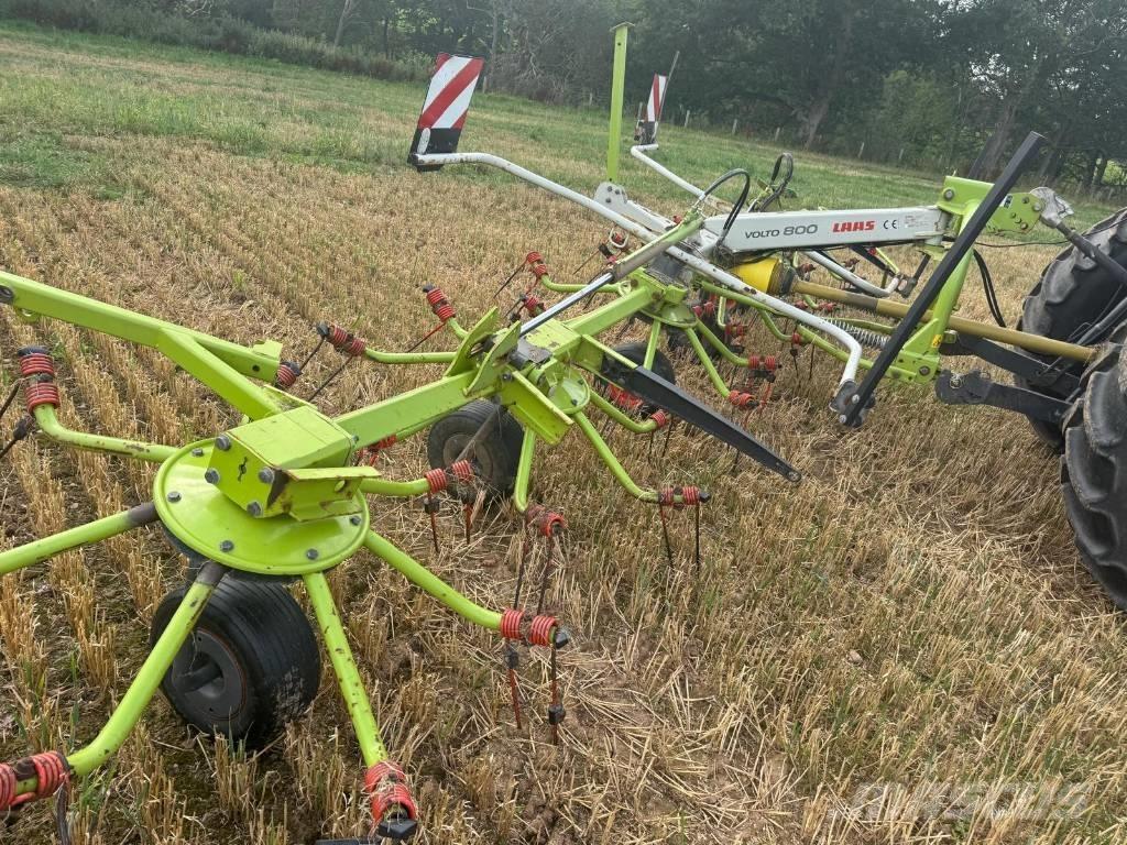 CLAAS Volto 800 Okretači i sakupljači sijena