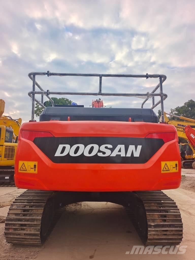 Doosan DX 225 LC-9C Bageri gusjeničari