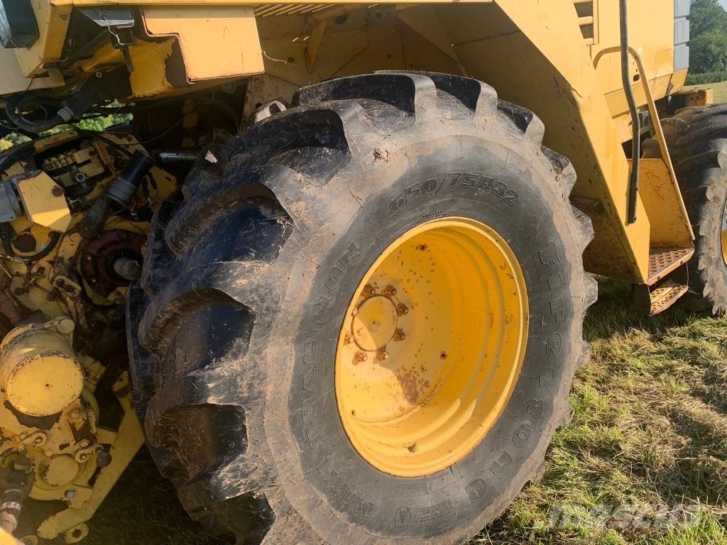 New Holland Fx375 Strojevi za krmu na vlastiti pogon