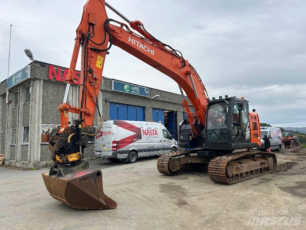 Hitachi ZX225USLC-5 Bageri gusjeničari
