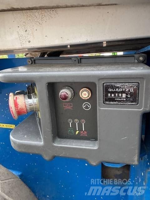 JLG 2030 ES Škaraste platforme