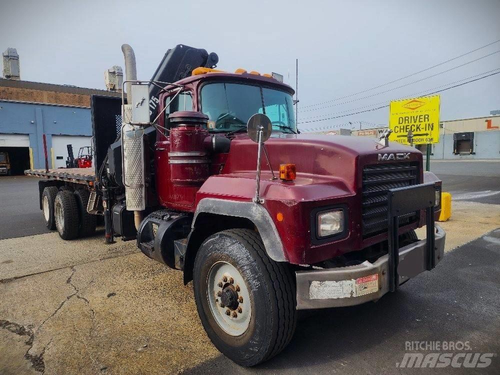 Mack RD 690 S Kamioni sa kranom