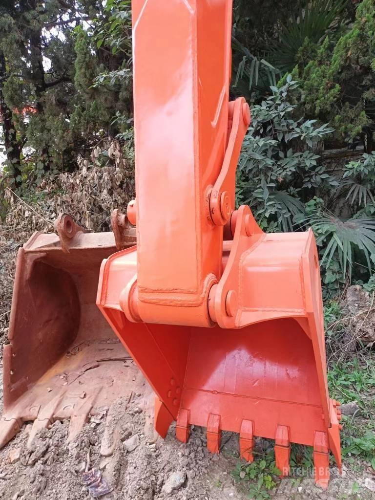 Hitachi ZX120-6 Bageri gusjeničari