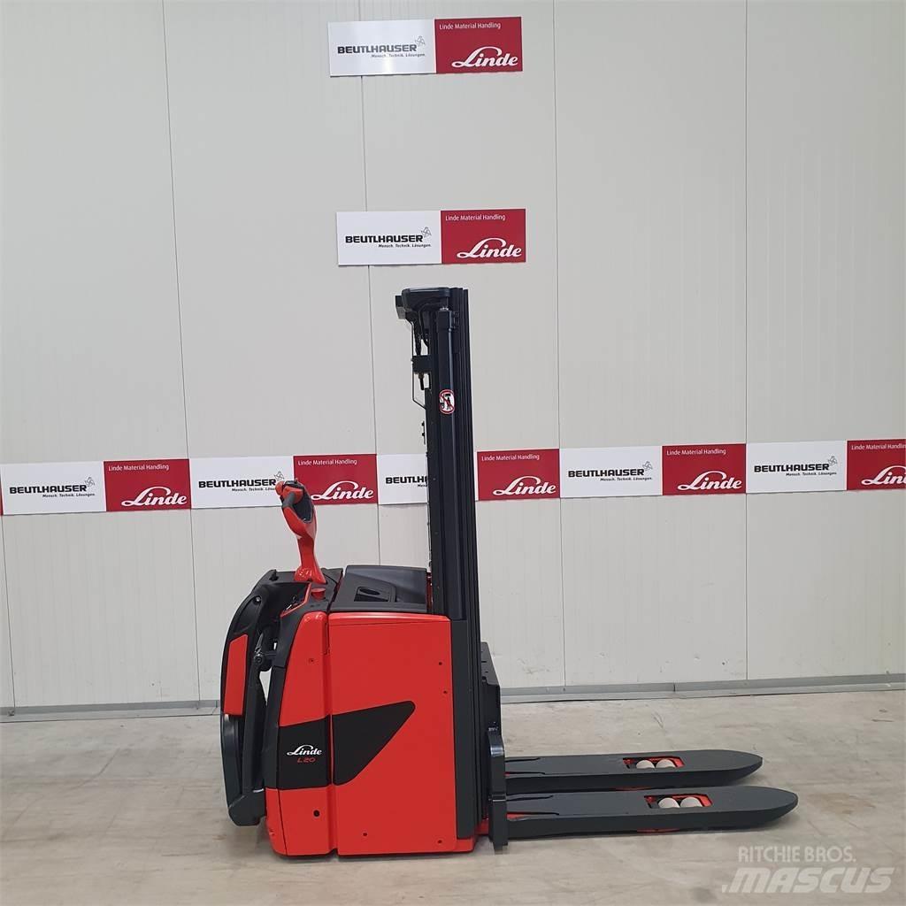 Linde L20APi Ručni električni viličar