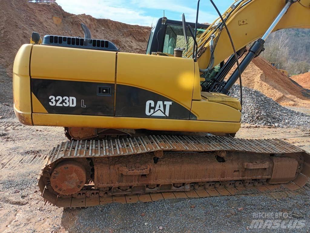 CAT 323 DL Bageri gusjeničari